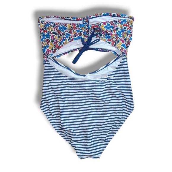 Swimsuit - Picture 3 of 3